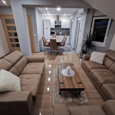 Apartman Bozur **** Satnica Dakovacka エクステリア 写真