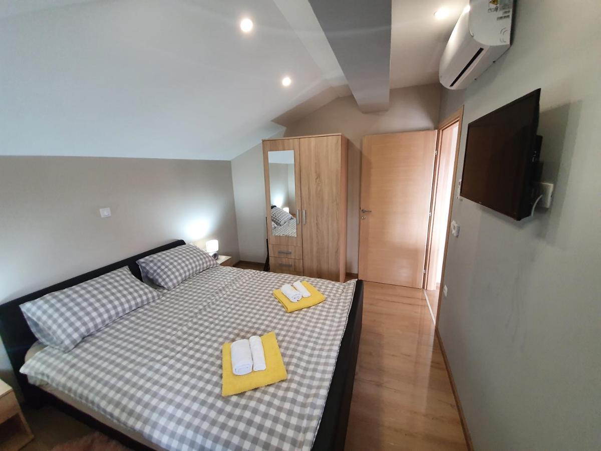 Apartman Bozur **** Satnica Dakovacka エクステリア 写真